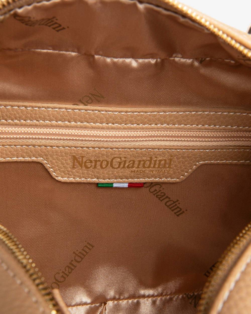 NeroGiardini Art. E443750D Sottocosto
