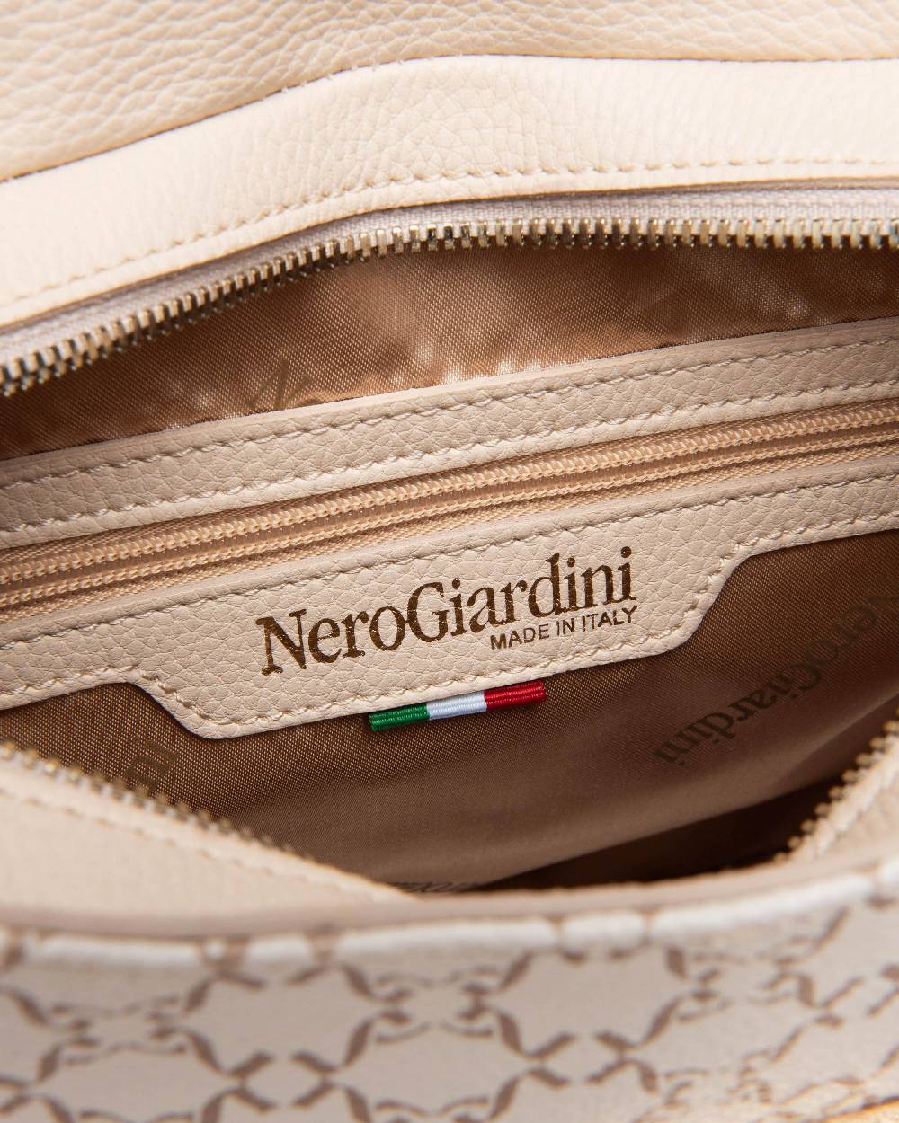 NeroGiardini Art. E443722D Offerta