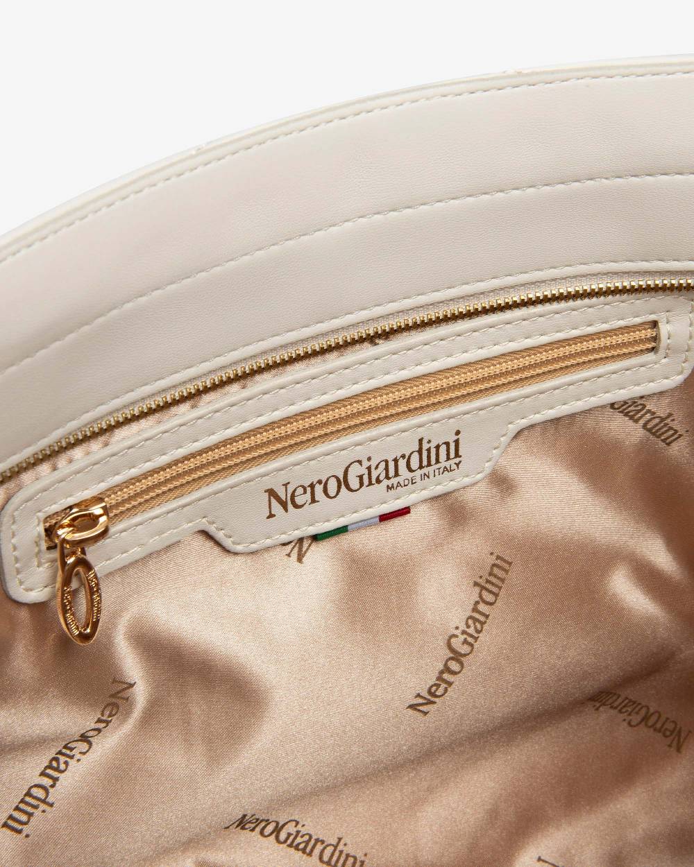NeroGiardini Art. E443772D In Vendita