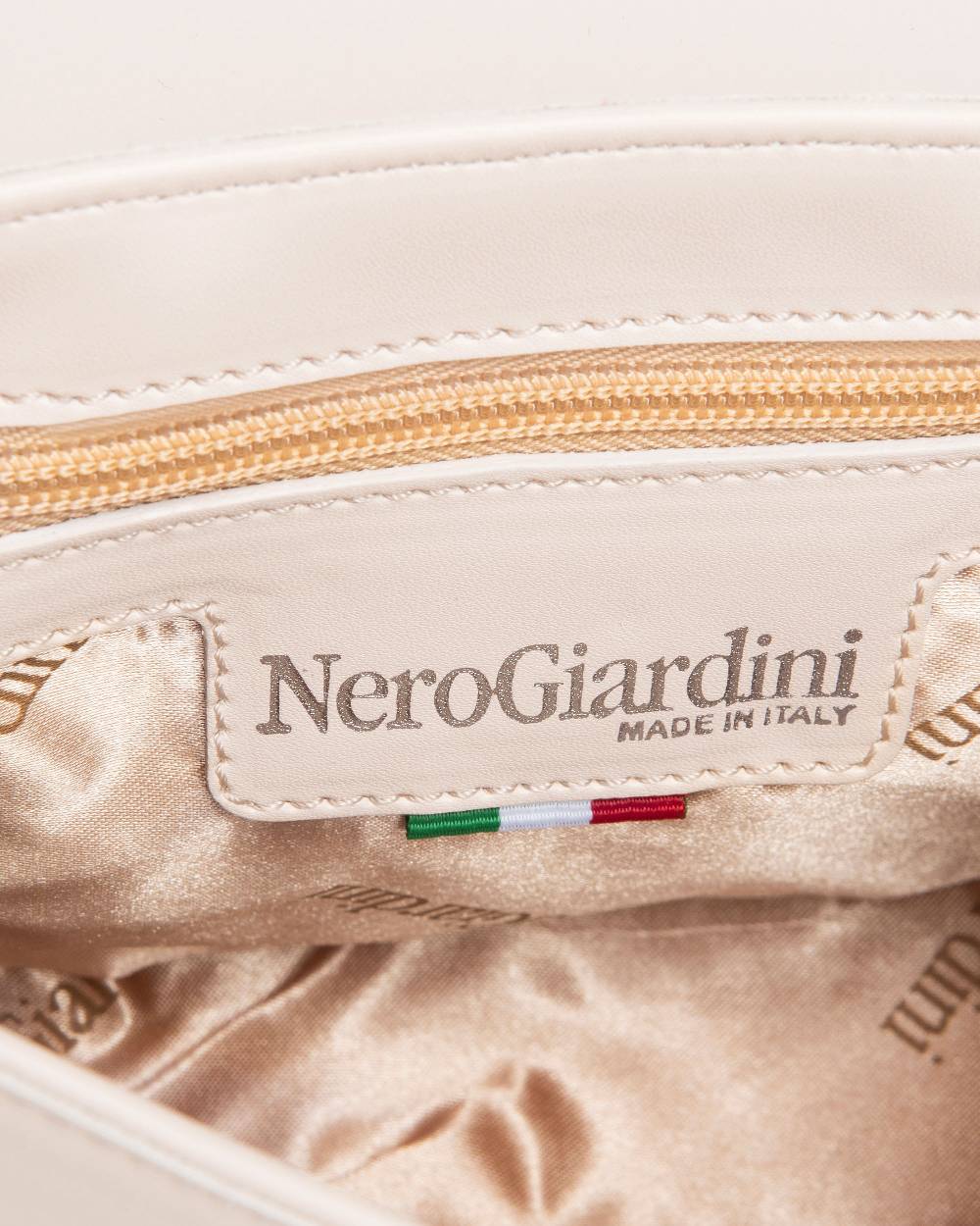 NeroGiardini Art. E443711D Offerte