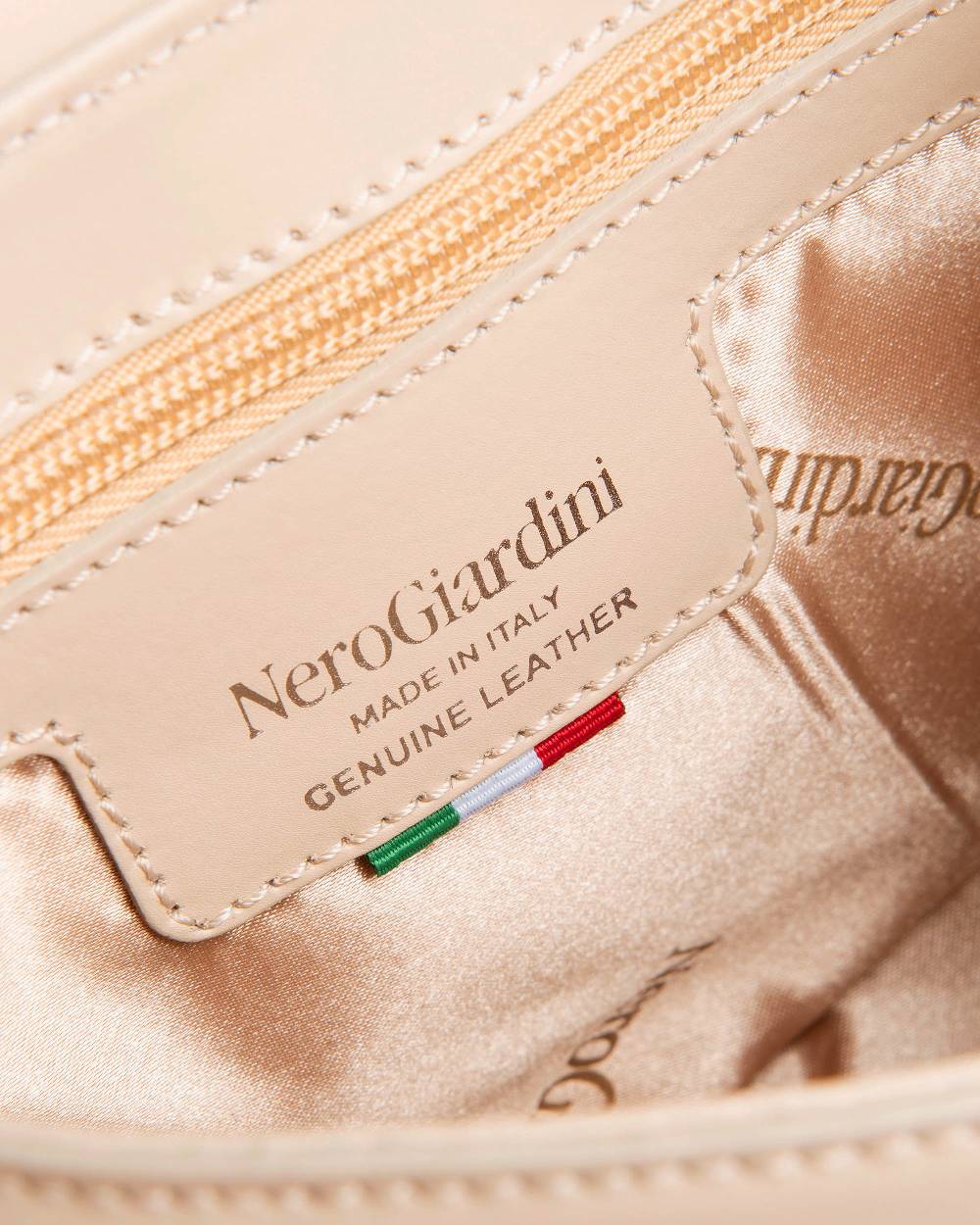 NeroGiardini Art. E443710D Saldi Di Fabbrica