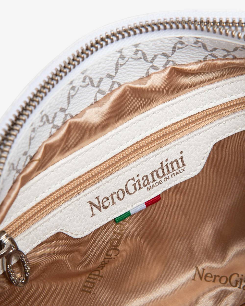 NeroGiardini Art. E443742D Vendite Flash