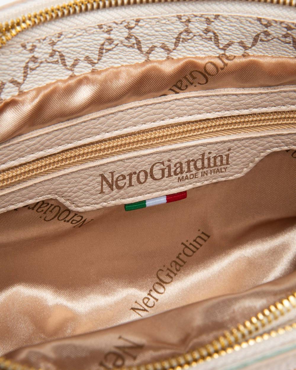 NeroGiardini Art. E443743D Nuova