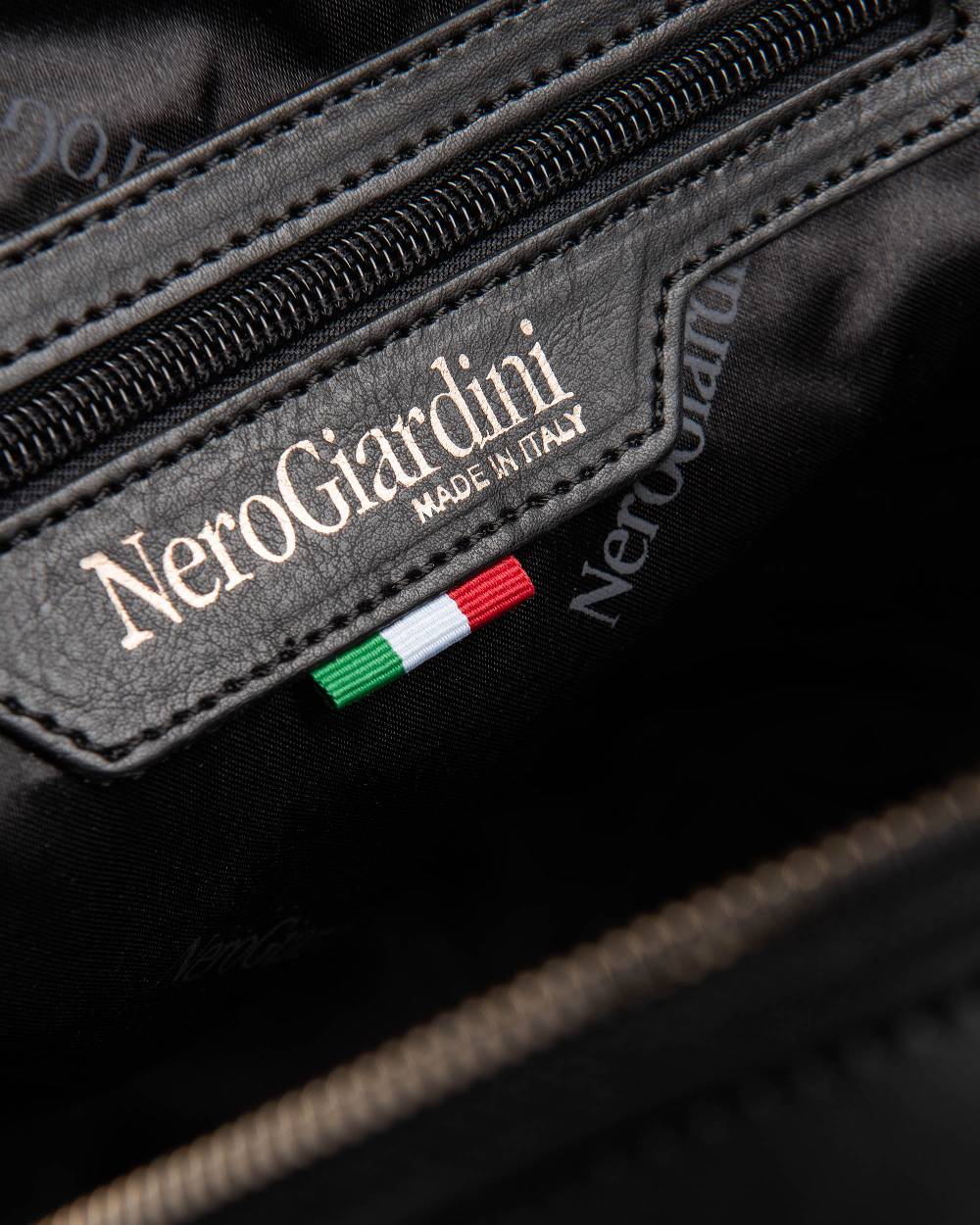 NeroGiardini Art. I243190U Soddisfazione Garantita