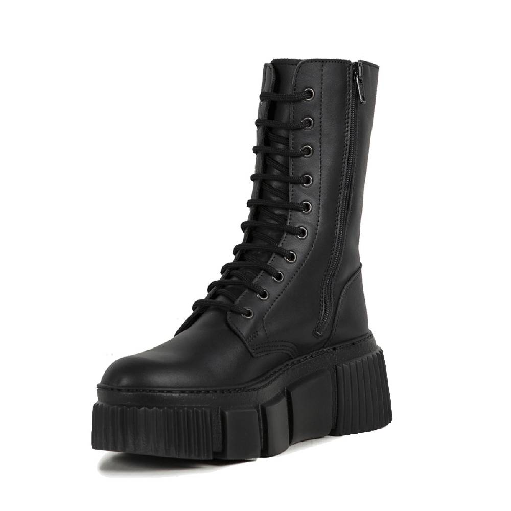 Le Dangerouge Twiggy Black Laces Pezzi Unici