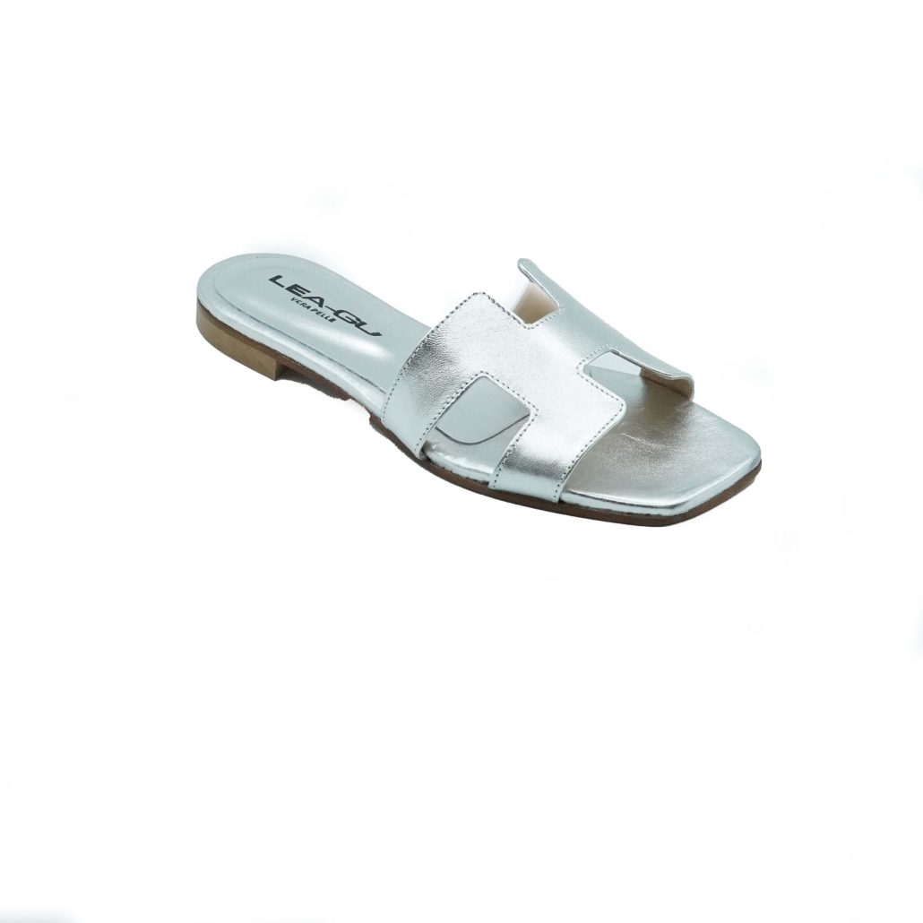 Lea Gu ciabattina in nappa laminata, fascia frontale, punta quadrata, tacco 10mm Consegna Veloce