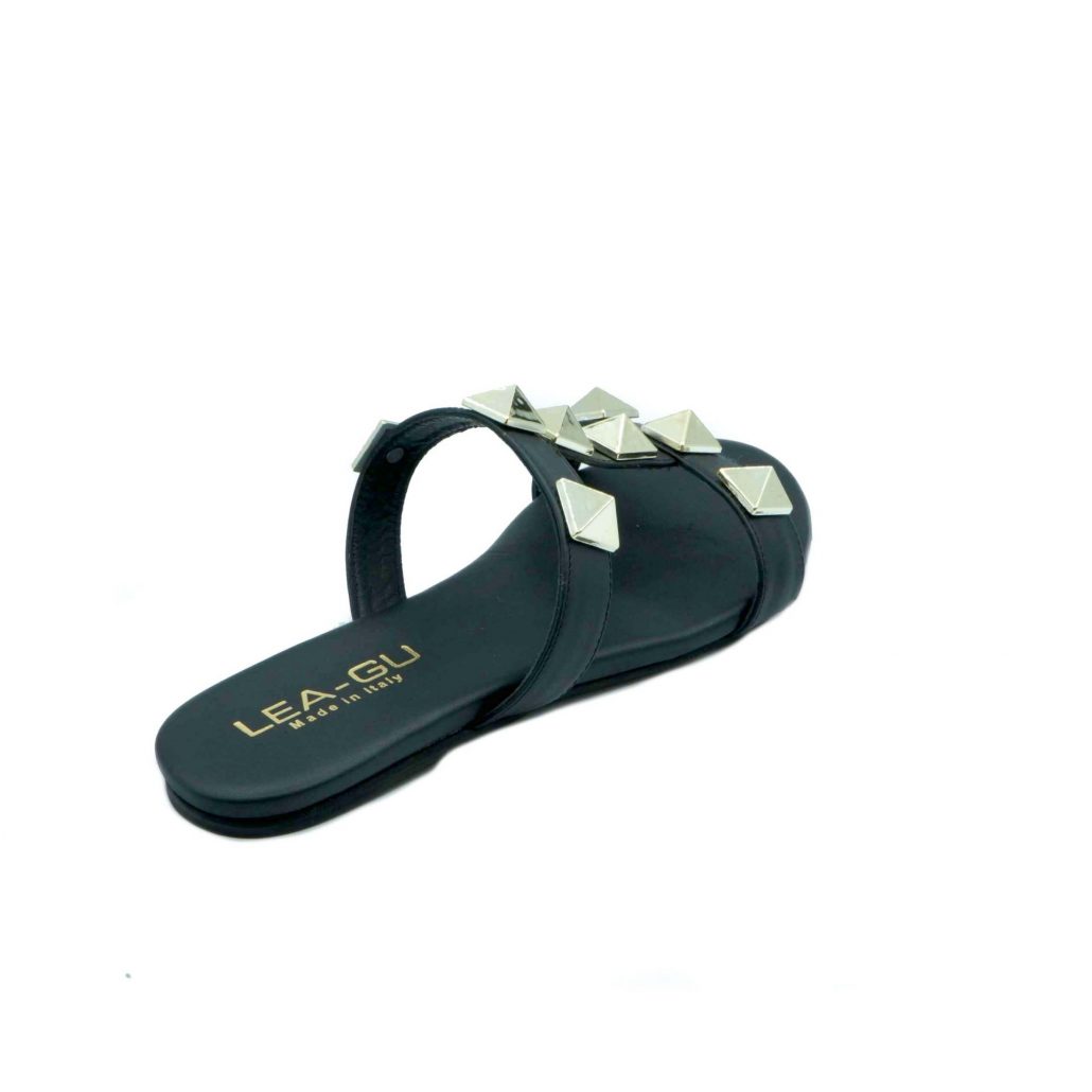 Lea Gu ciabattina in nappa, fascia frontale con borchie a piramide oro, tacco 0,5 mm Sottocosto