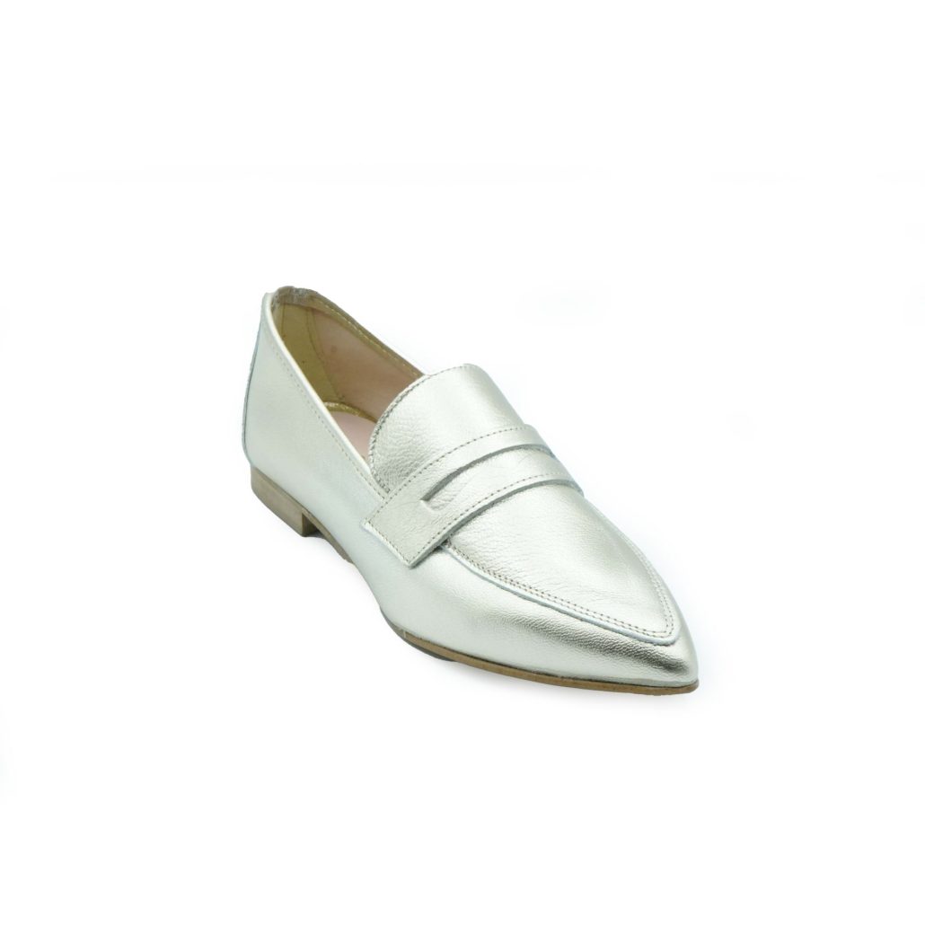 Lea Gu mocassino in nappa laminata, bocca di leone frontale, tacco 10mm Outlet
