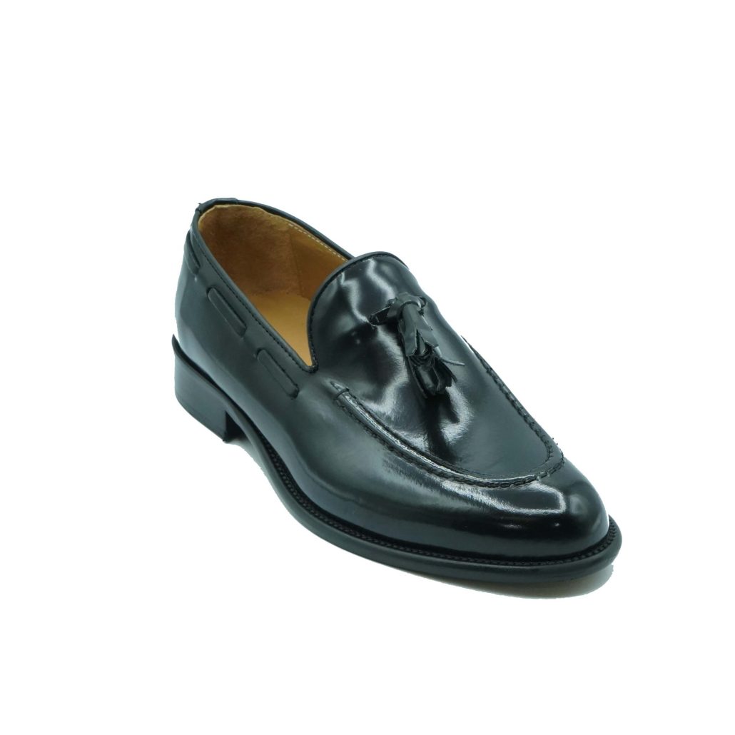 Lea Gu mocassino in vitello abrasivato, nappine frontali, tacco 25mm Saldi Di Fabbrica