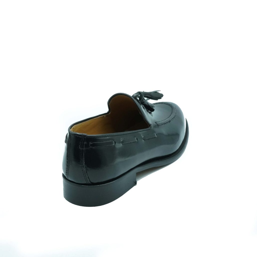 Lea Gu mocassino in vitello abrasivato, nappine frontali, tacco 25mm Saldi Di Fabbrica