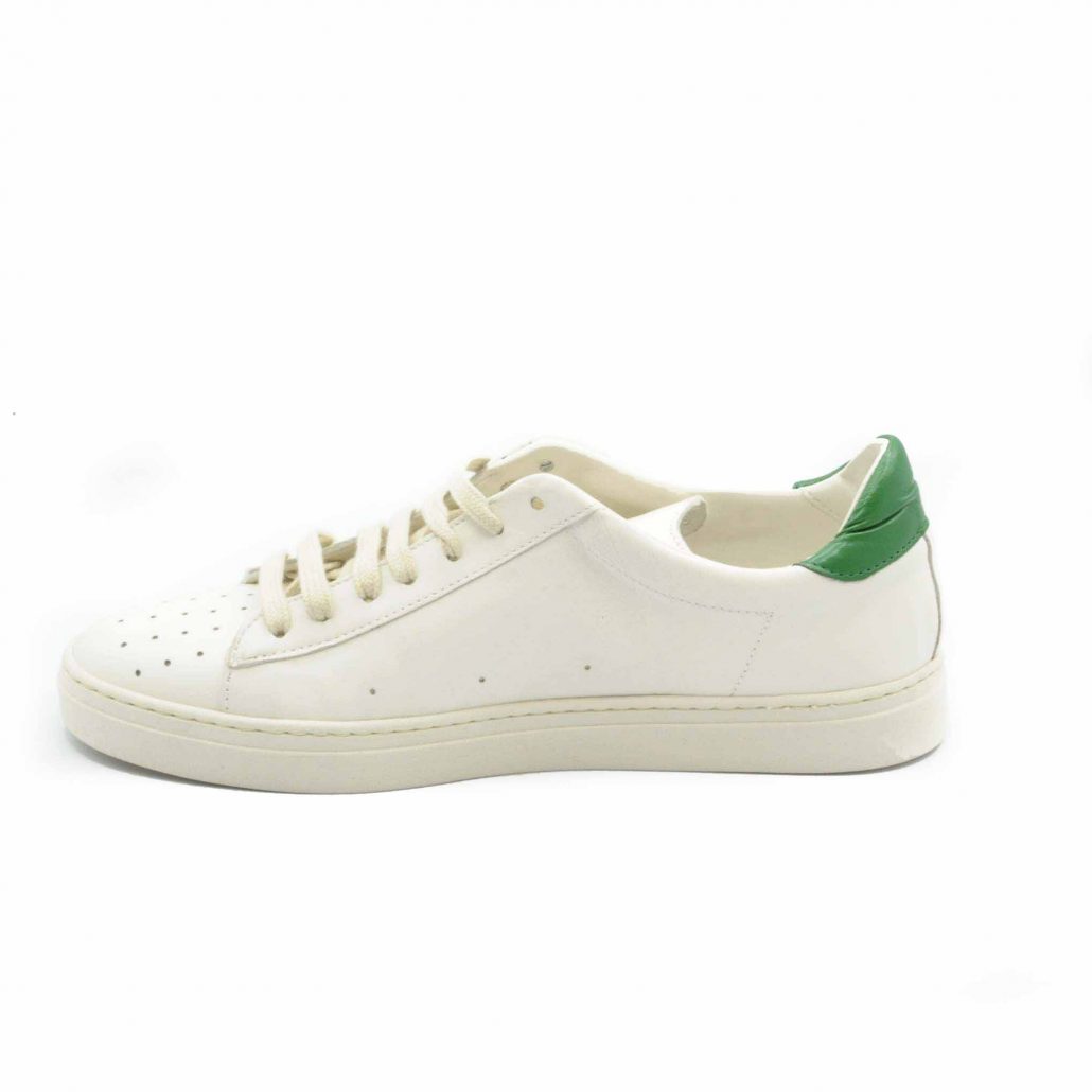 Lea Gu sneakers in nappa, punta traforata, tallone in contrasto verde, fondo gomma 25 mm Consegna Veloce