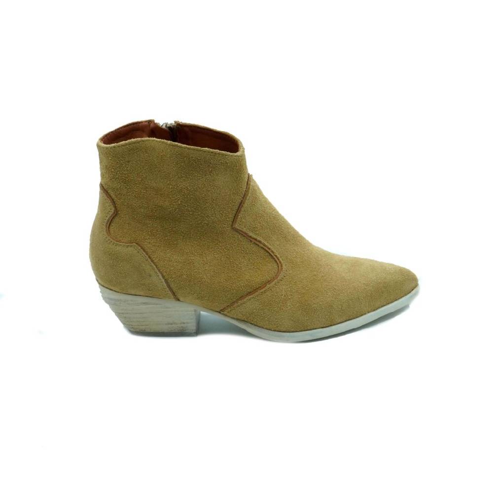 Lea Gu texano in camoscio con inserti in nappa, zip interna, tacco 40 mm Promozione Limitata