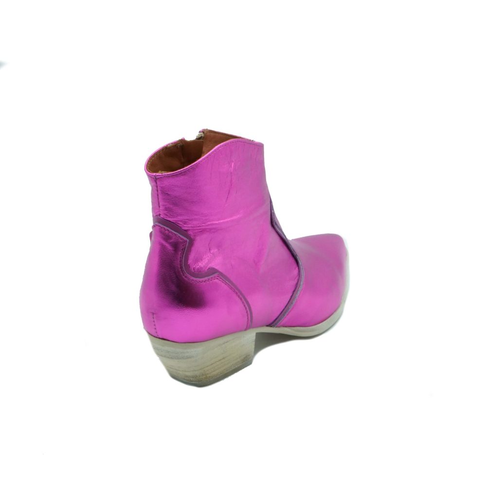 Lea Gu texano in nappa laminata con inserti in nappa, zip interna, tacco 40mm Shopping Online