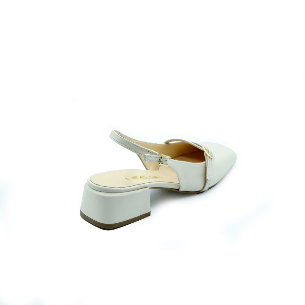 Lea Gu slingback in nappa, punta quadrata, cinturino frontale, tacco 35mm In Saldo