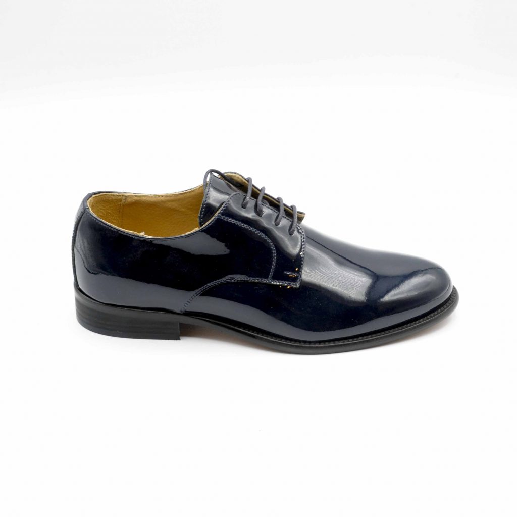 Lea Gu scarpa in vernice con allacciatura frontale, tacco 25 mm