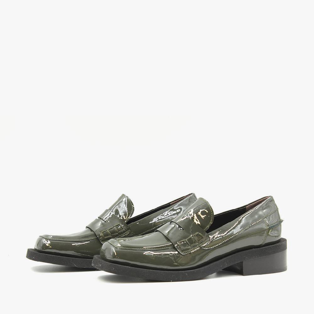 Laura Bellariva Mocassino in vernice verde militare