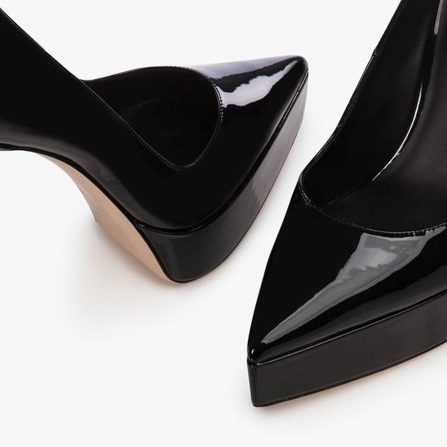 Le Silla Décolleté con plateau vernice nera Novità