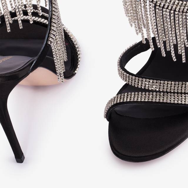 Le Silla Sandalo raso nero con frange argento Saldi