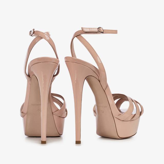 Le Silla Sandalo vernice nude skin Acquista Ora