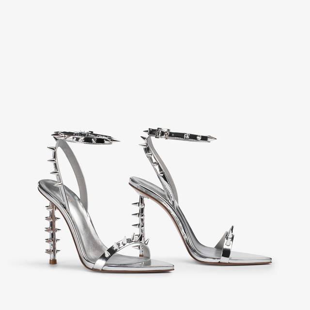 Le Silla Sandalo mule metallizzato argento con borchie Offerta