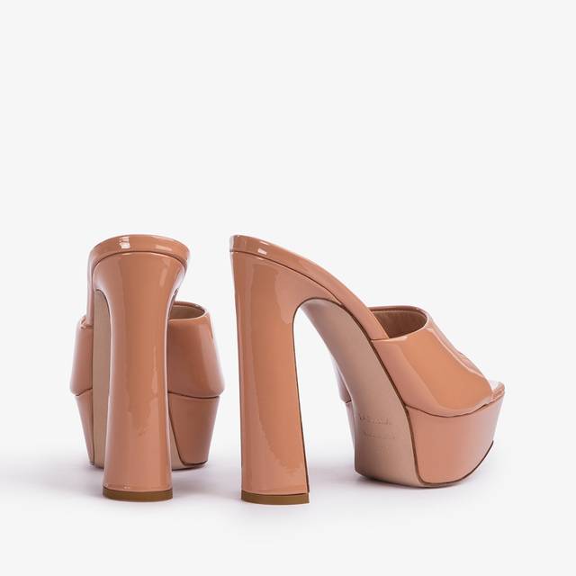 Le Silla Sandalo con plateau vernice nude phard Enormi risparmi