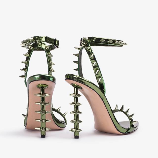 Le Silla Sandalo metallizzato verde pirite con borchie Offerta Giorno del Papà