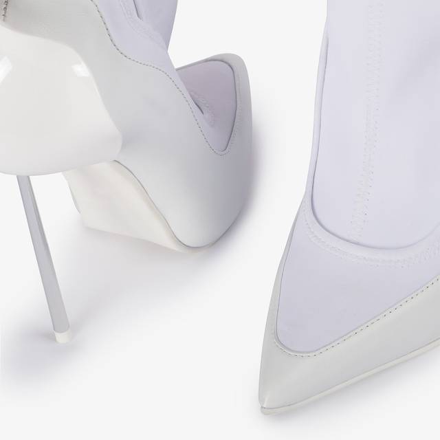Le Silla Stivaletto pelle e tessuto bianco con Cristalli argento Fino al 55% di sconto