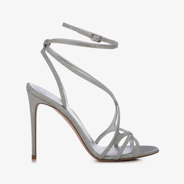 Le Silla Sandalo tessuto glitter argento In Vendita