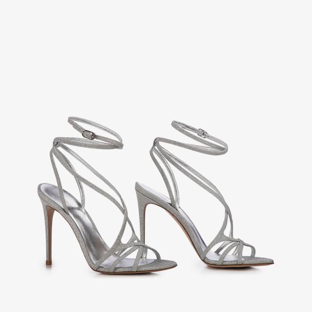 Le Silla Sandalo tessuto glitter argento In Vendita