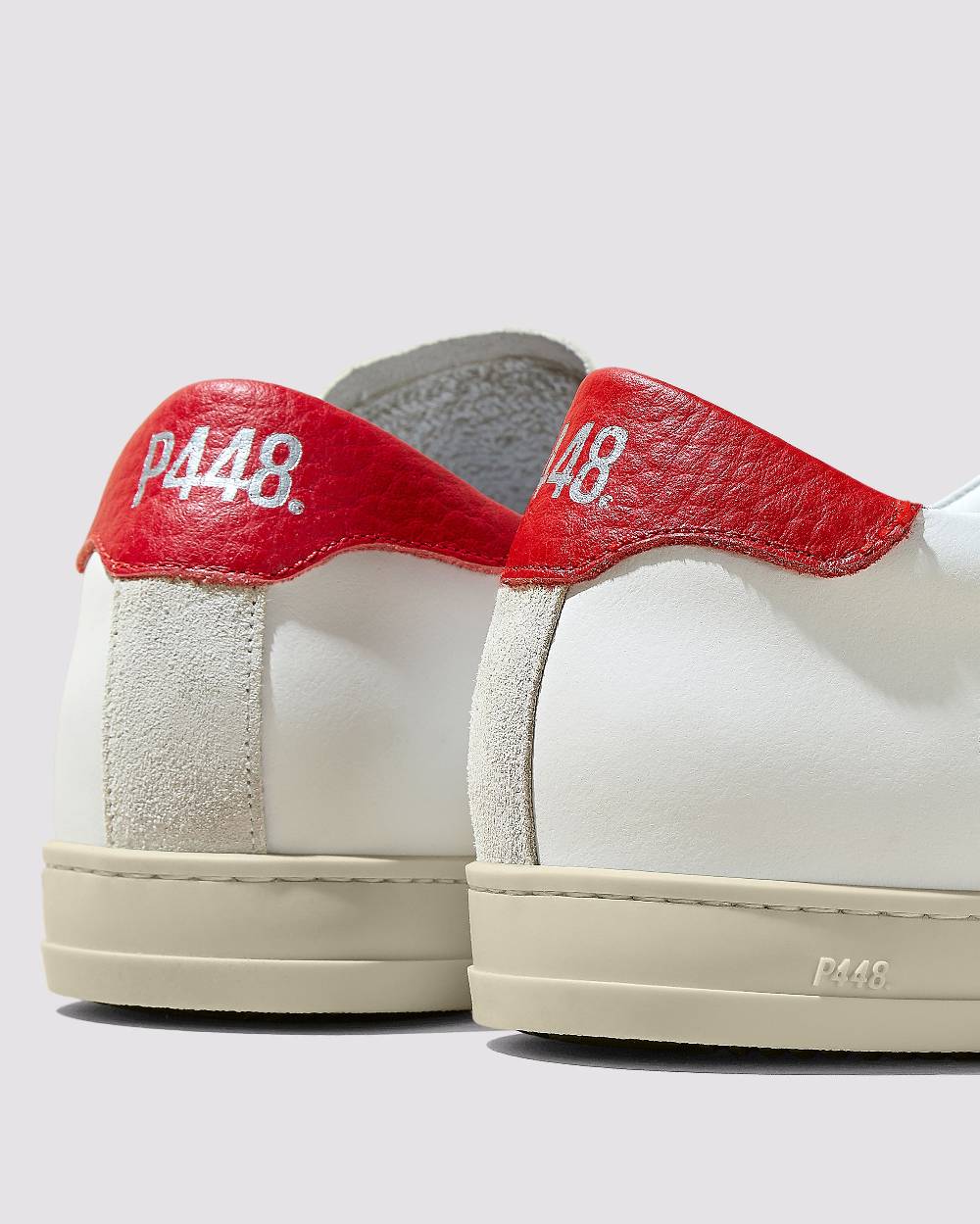 P448 John White/Red Vendita