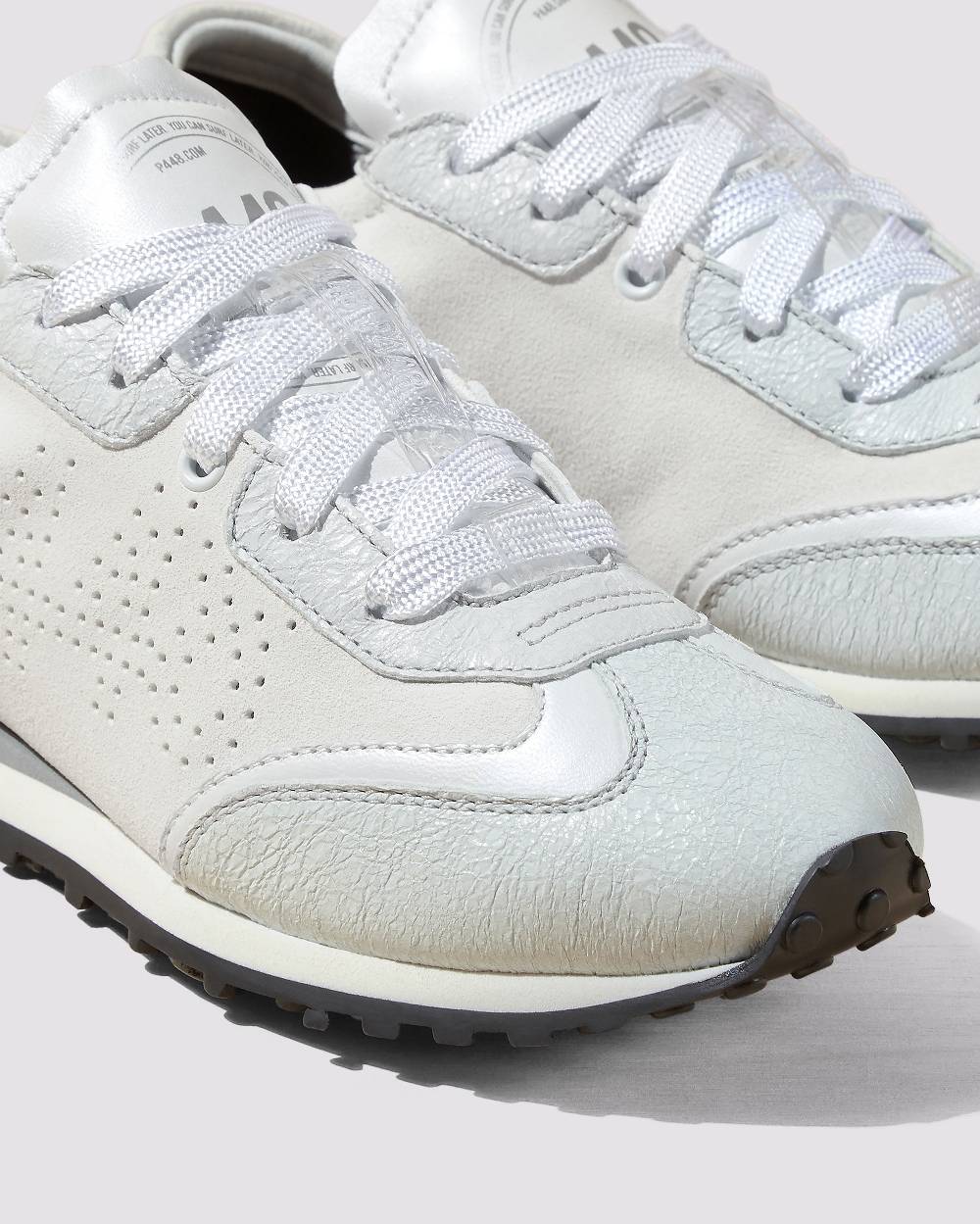 P448 Audry White Promozione