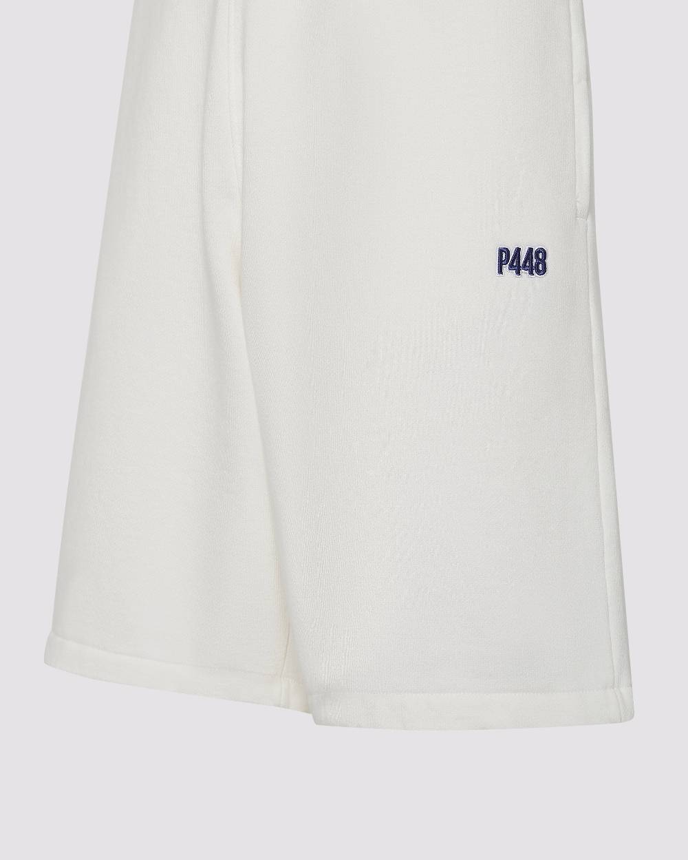 P448 P448 Short Off-White Saldi Di Fabbrica