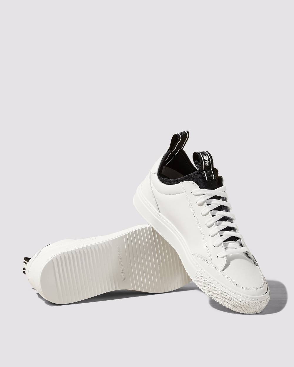 P448 Sohosocks White Negozio