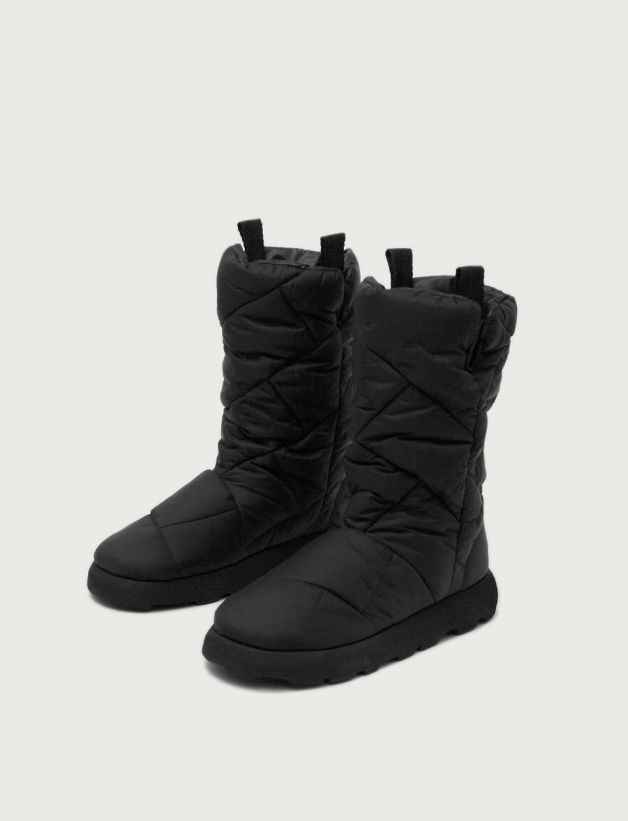 ﻿Piumestudio Alto Matte Black Moda