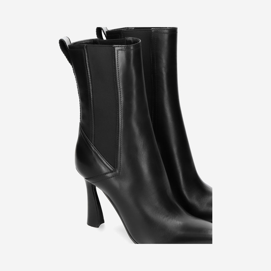 Premiata Stivaletti M6589B in pelle con tacco alto Prezzo basso