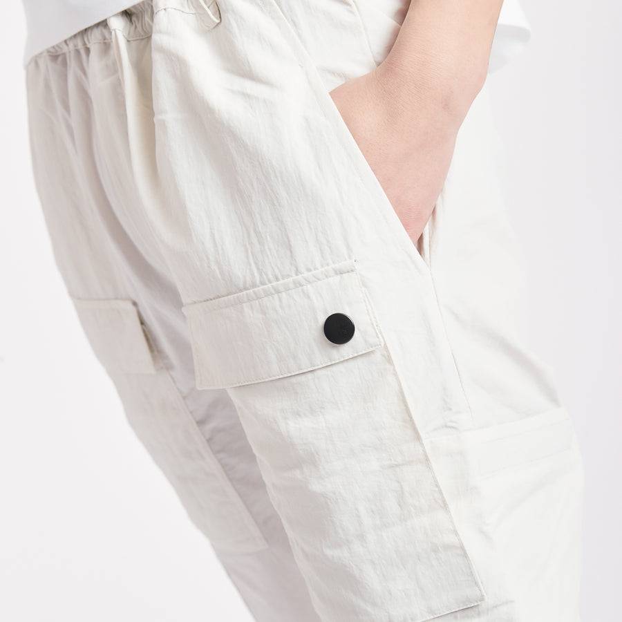 Premiata Pantaloni cargo in nylon PR116201 Saldi