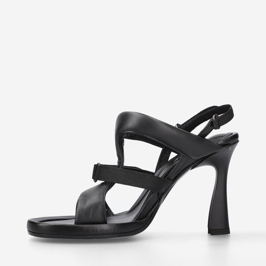 Premiata Sandali in nappa M6738A Qualità Garantita