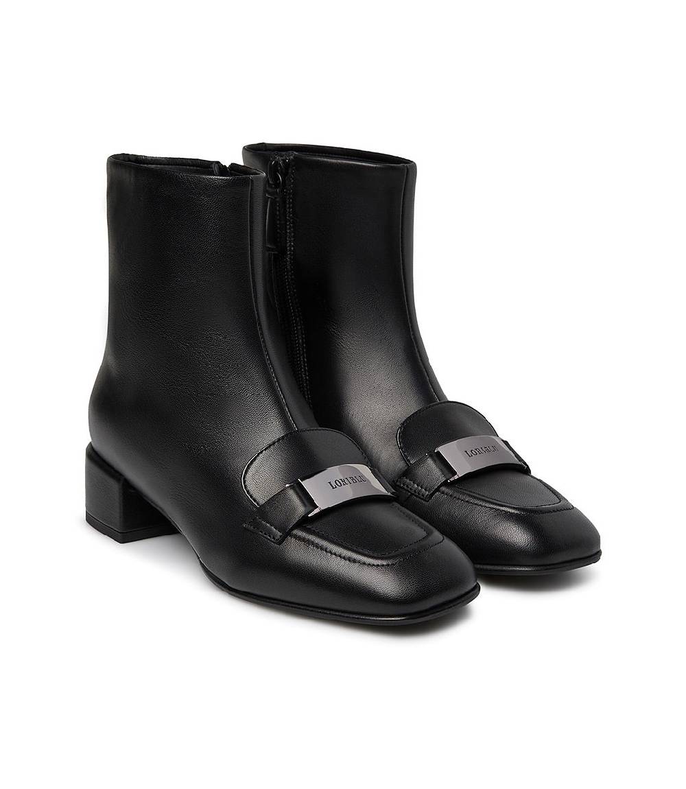 Loriblu Stivaletto nappa nero con placca Logo metal 2025