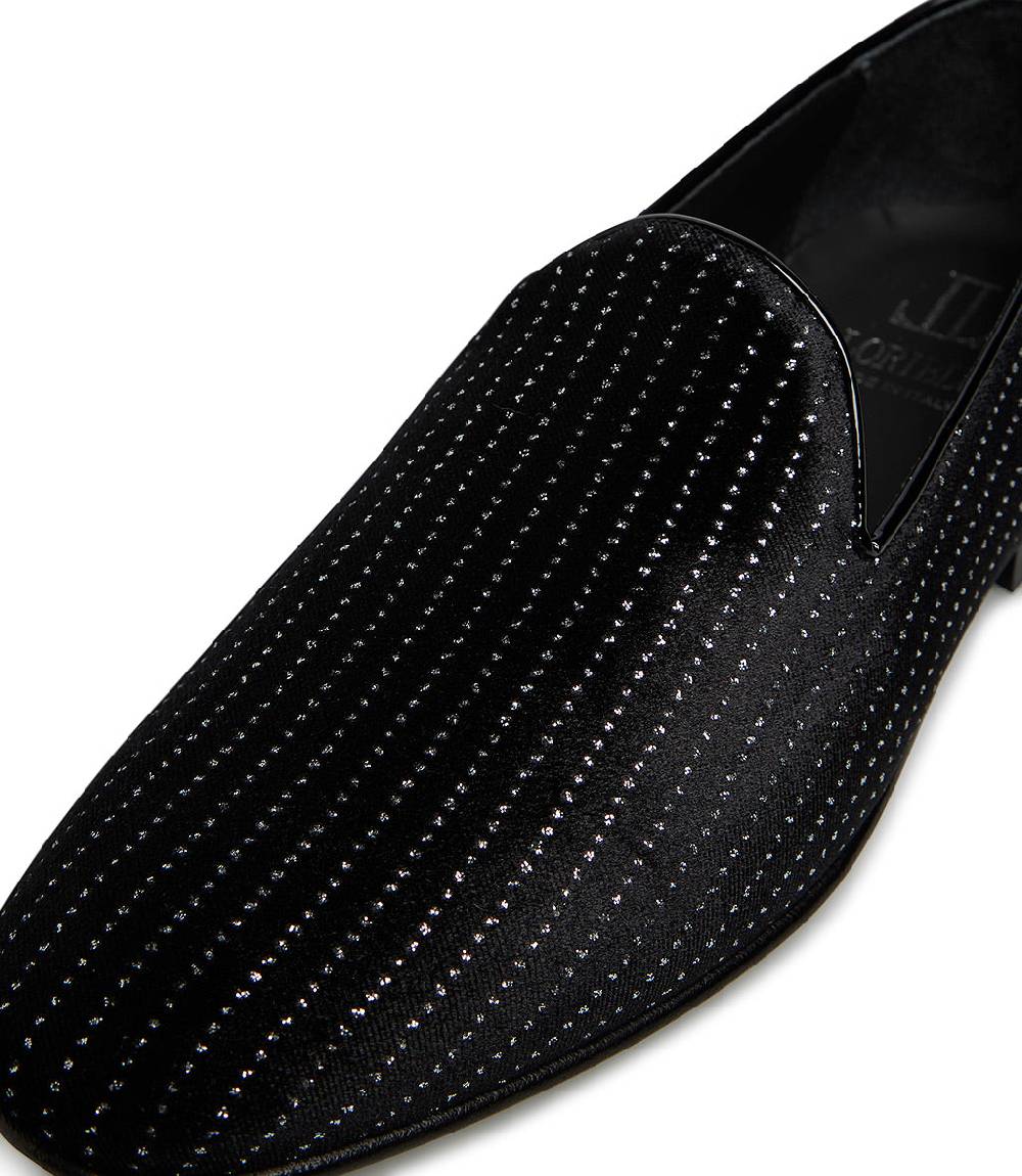 Loriblu Loafer in velluto nero con micro cristalli e dettagli in vernice In Linea