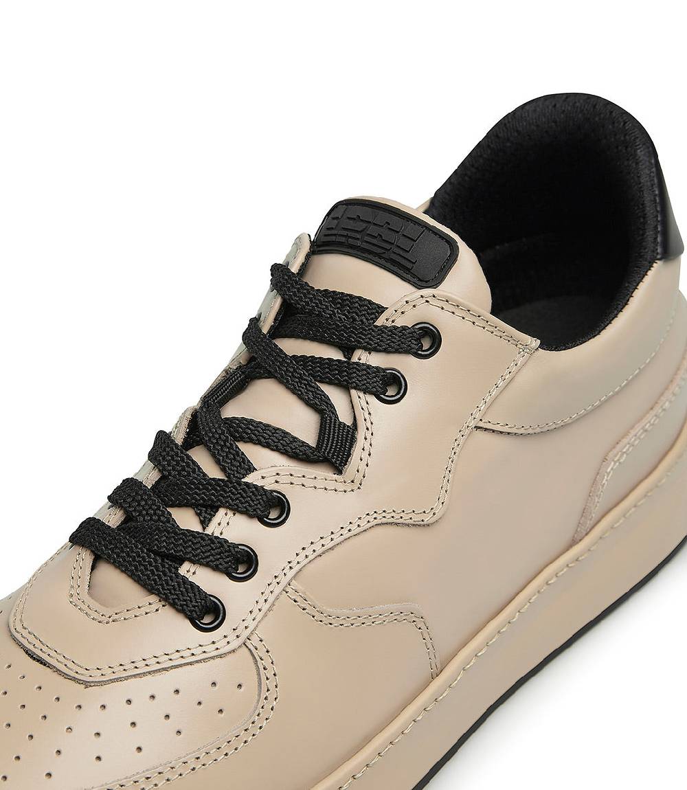 Loriblu Sneakers in pelle beige e nero Fino Al -60%