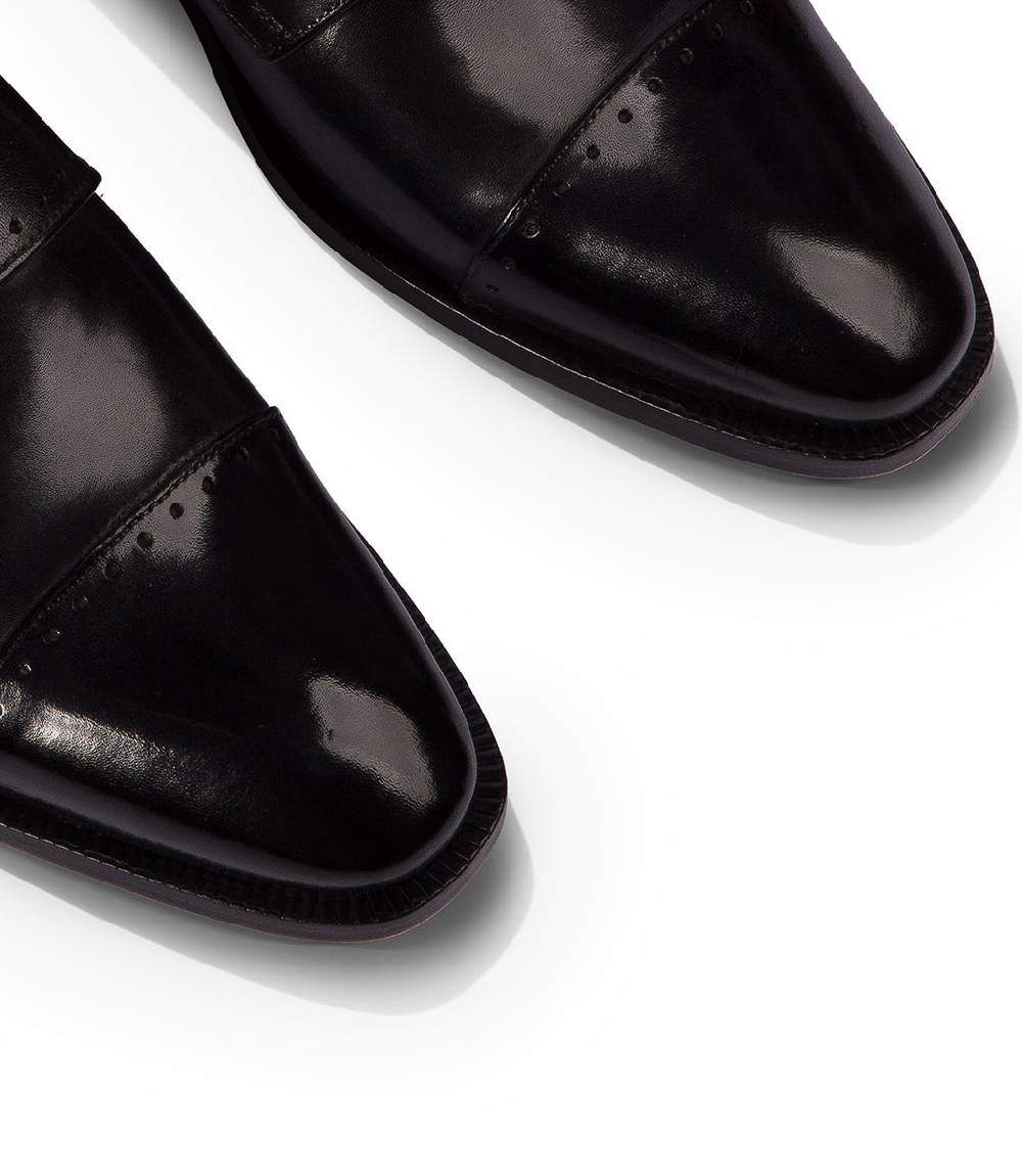 Loriblu Monk strap in pelle nera brogue I Più Venduti