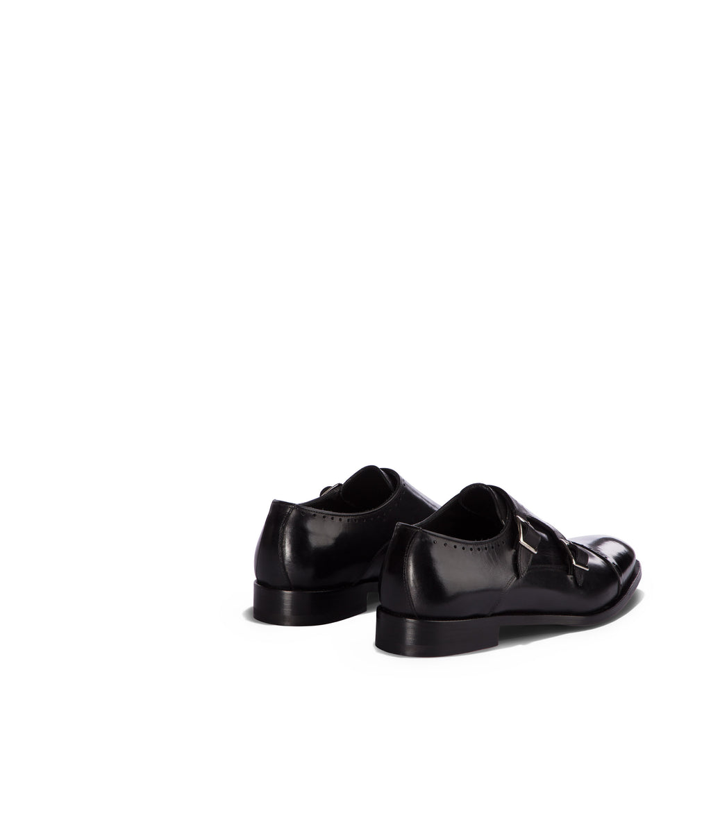 Loriblu Monk strap in pelle nera brogue I Più Venduti