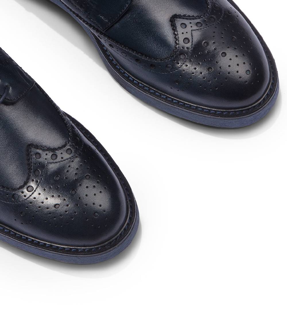 Loriblu Derby in pelle brogue blu In Saldo