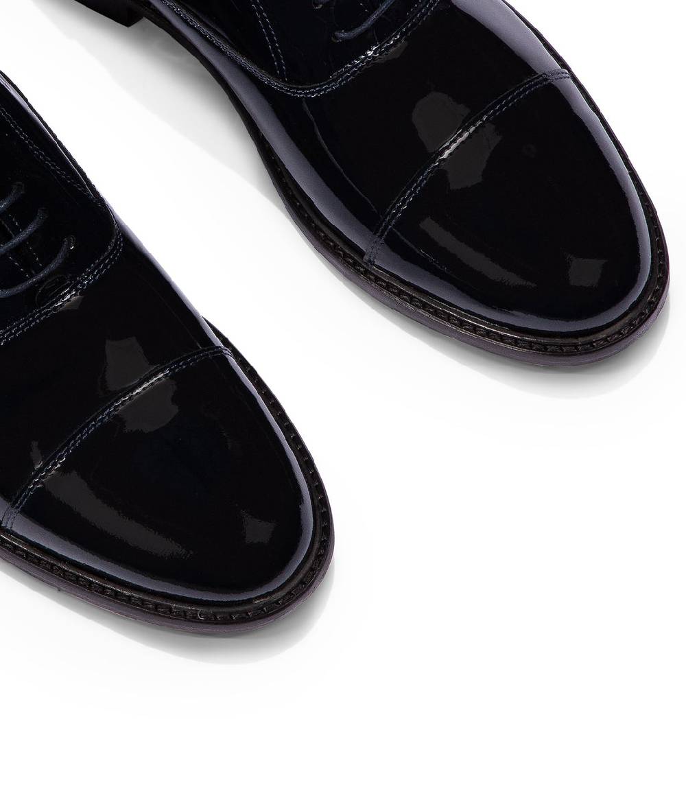 Loriblu Stringate oxford in vernice blu Promozione