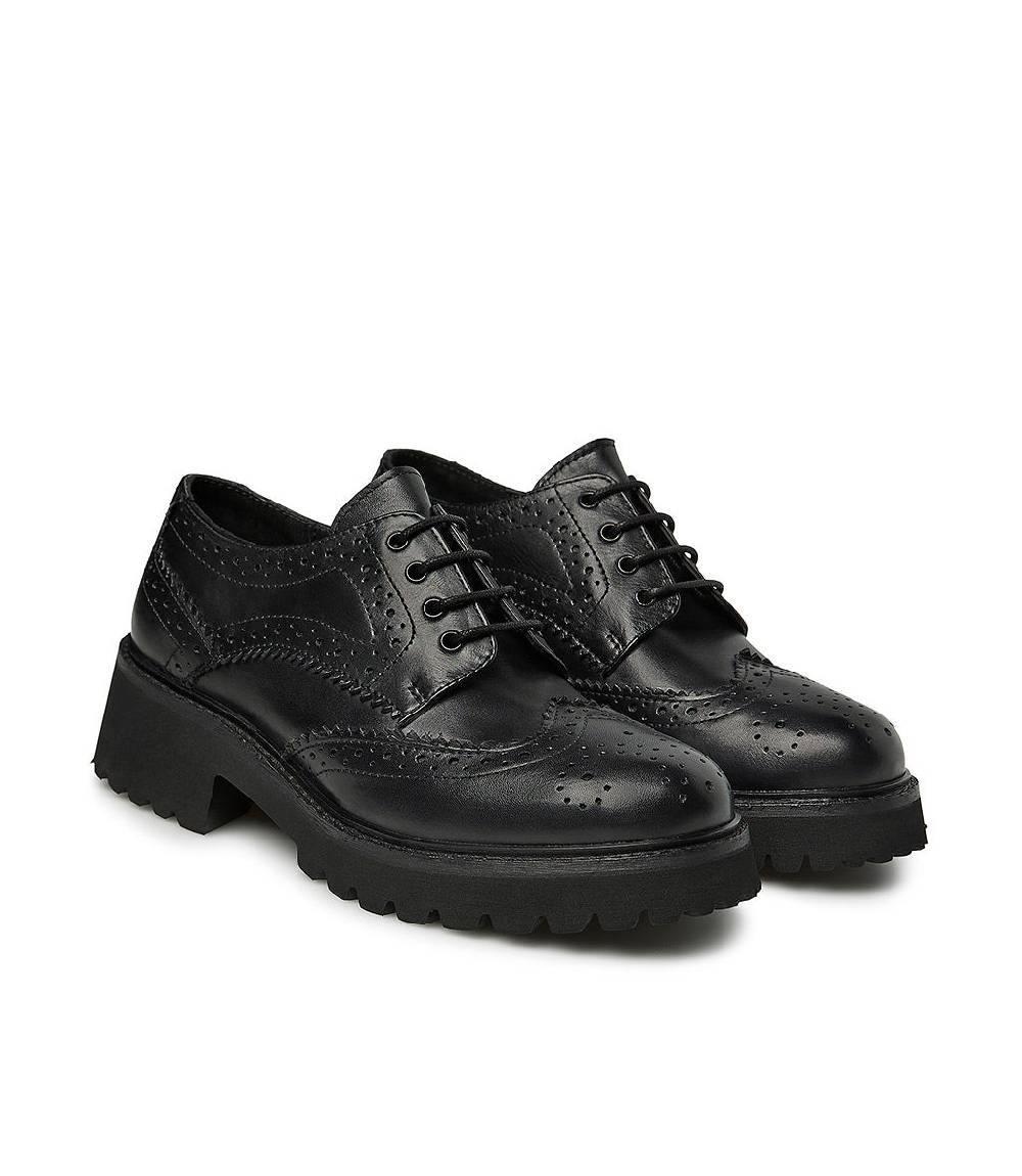 Loriblu Derby brogue in vitello nero 2025