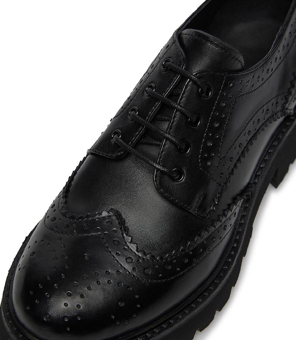 Loriblu Derby brogue in vitello nero 2025