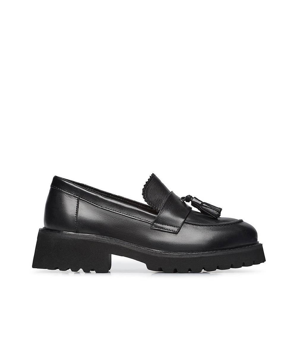 Loriblu Mocassini in nappa nera con nappine