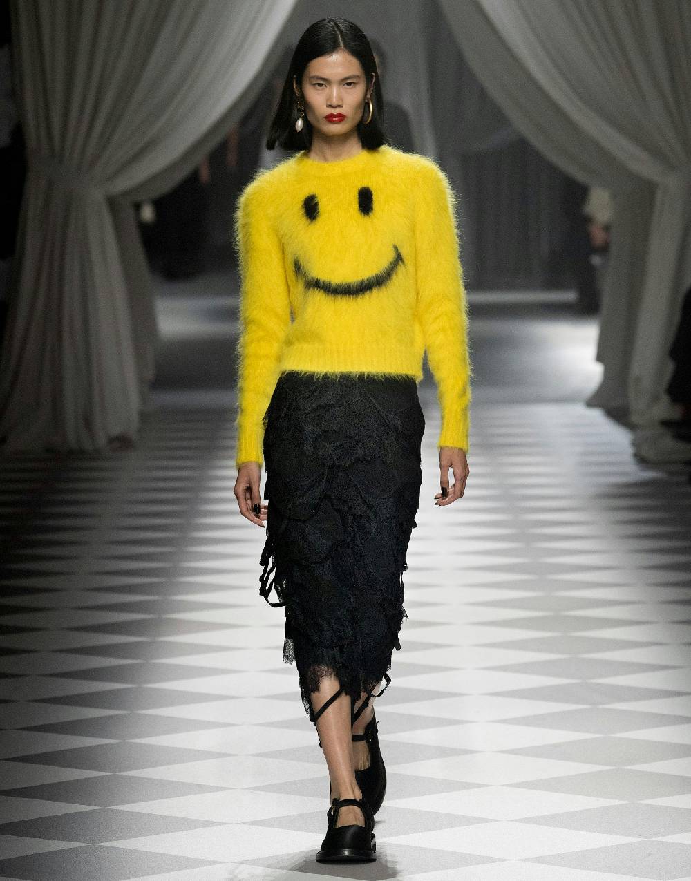 Love Moschino Pullover in mohair garzato Smiley Qualità