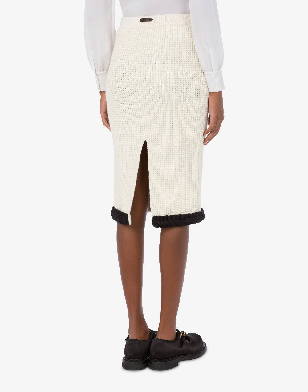 Love Moschino Gonna in lambswool superfine Pezzi Unici