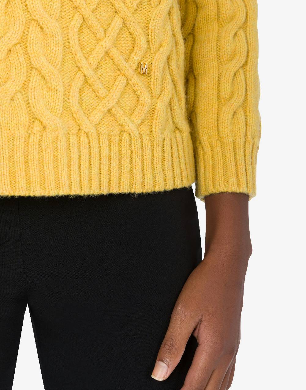 Love Moschino Pullover in shetland Golden M Economico